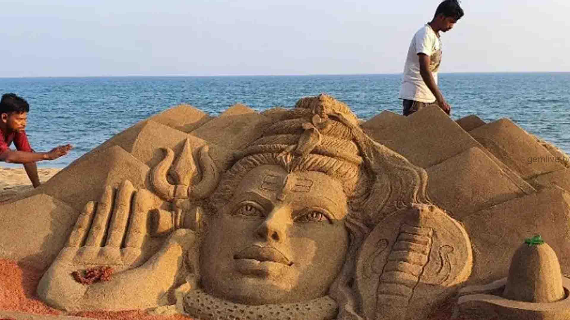 பா.ஜ. க சார்பில் கடற்கரையில் மணல் சிற்ப நிகழ்ச்சி..!