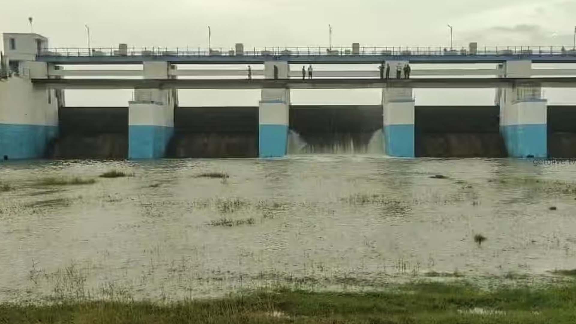 செம்பரம்பாக்கம் ஏரியிலிருந்து நொடிக்கு 500 கன அடி நீர் திறப்பு!