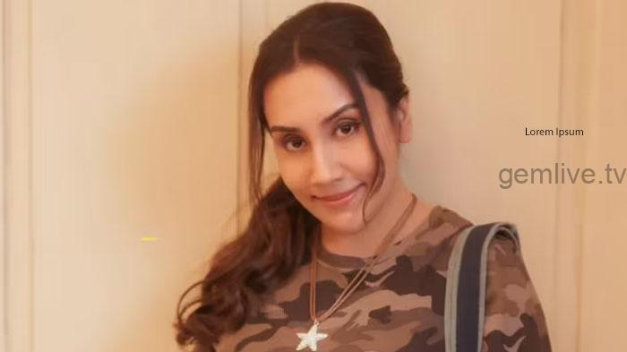 திருமணமாகாமல் குழந்தை பெறும் சர்ச்சை: திவ்யா சத்யராஜ் விளக்கம்.!