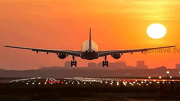 விமான கட்டணம் உயர்ந்துள்ளதால் பொதுமக்கள் கடும் சிரமம்.!